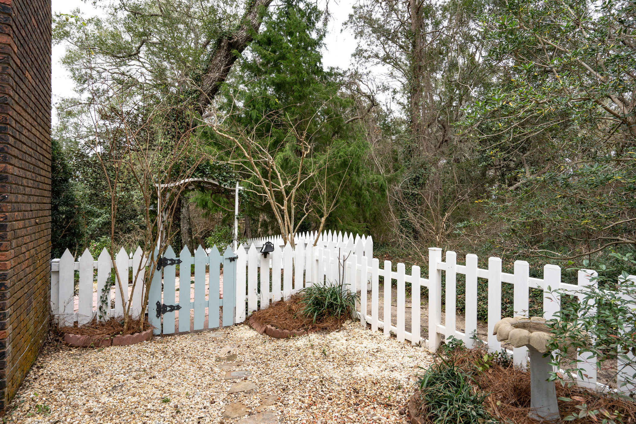 LAKE SHARON ESTATES - Residential