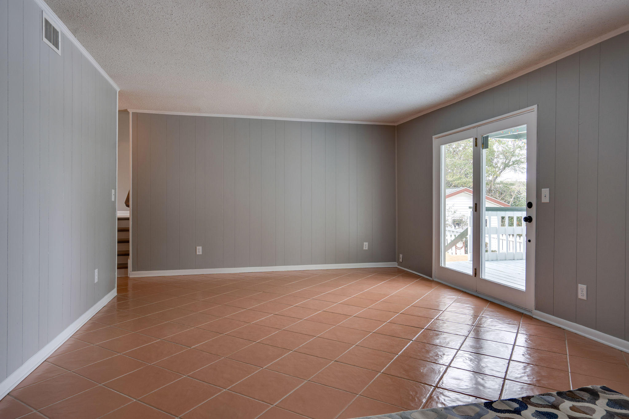 LAKE SHARON ESTATES - Residential