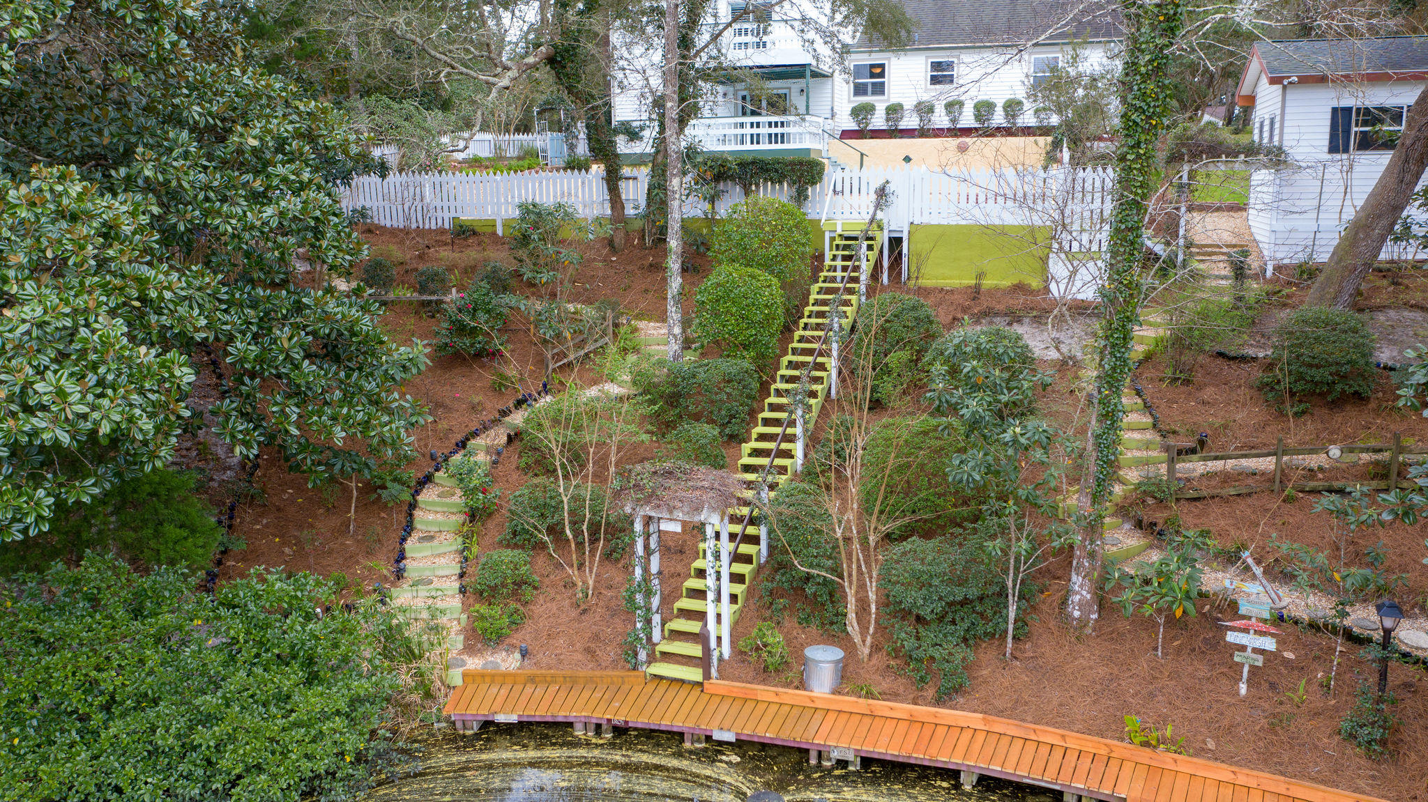 LAKE SHARON ESTATES - Residential