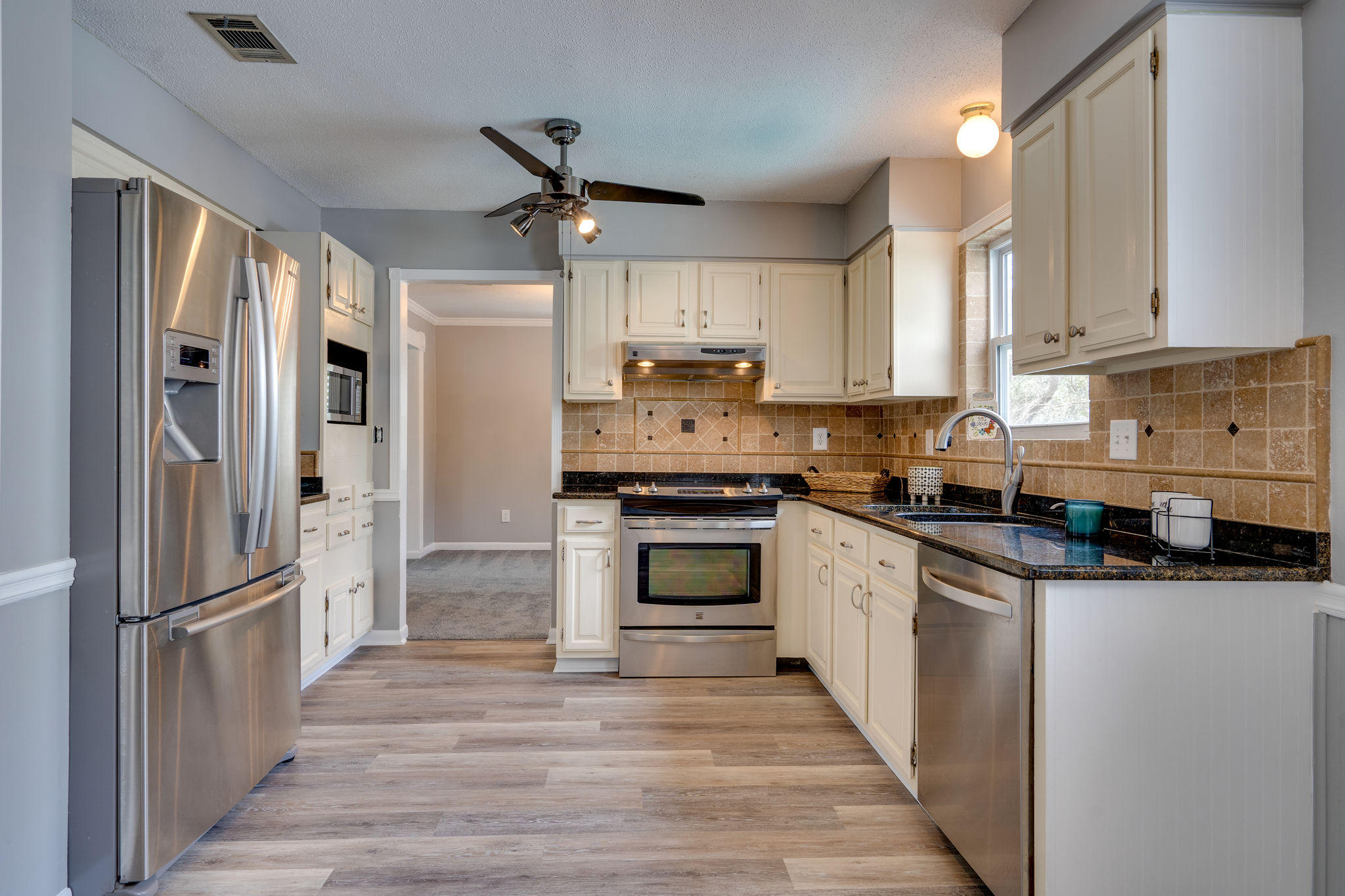 LAKE SHARON ESTATES - Residential