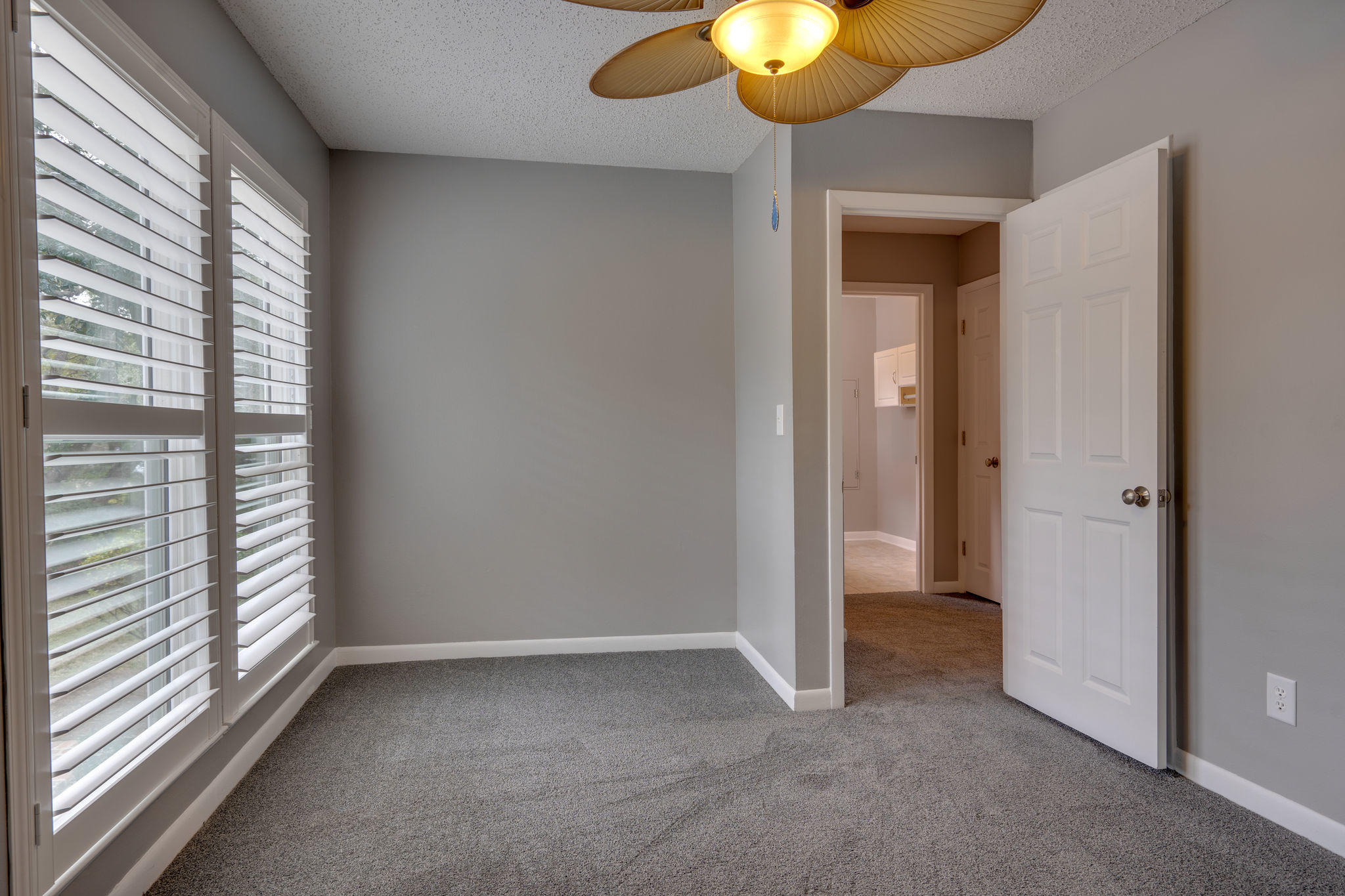 LAKE SHARON ESTATES - Residential