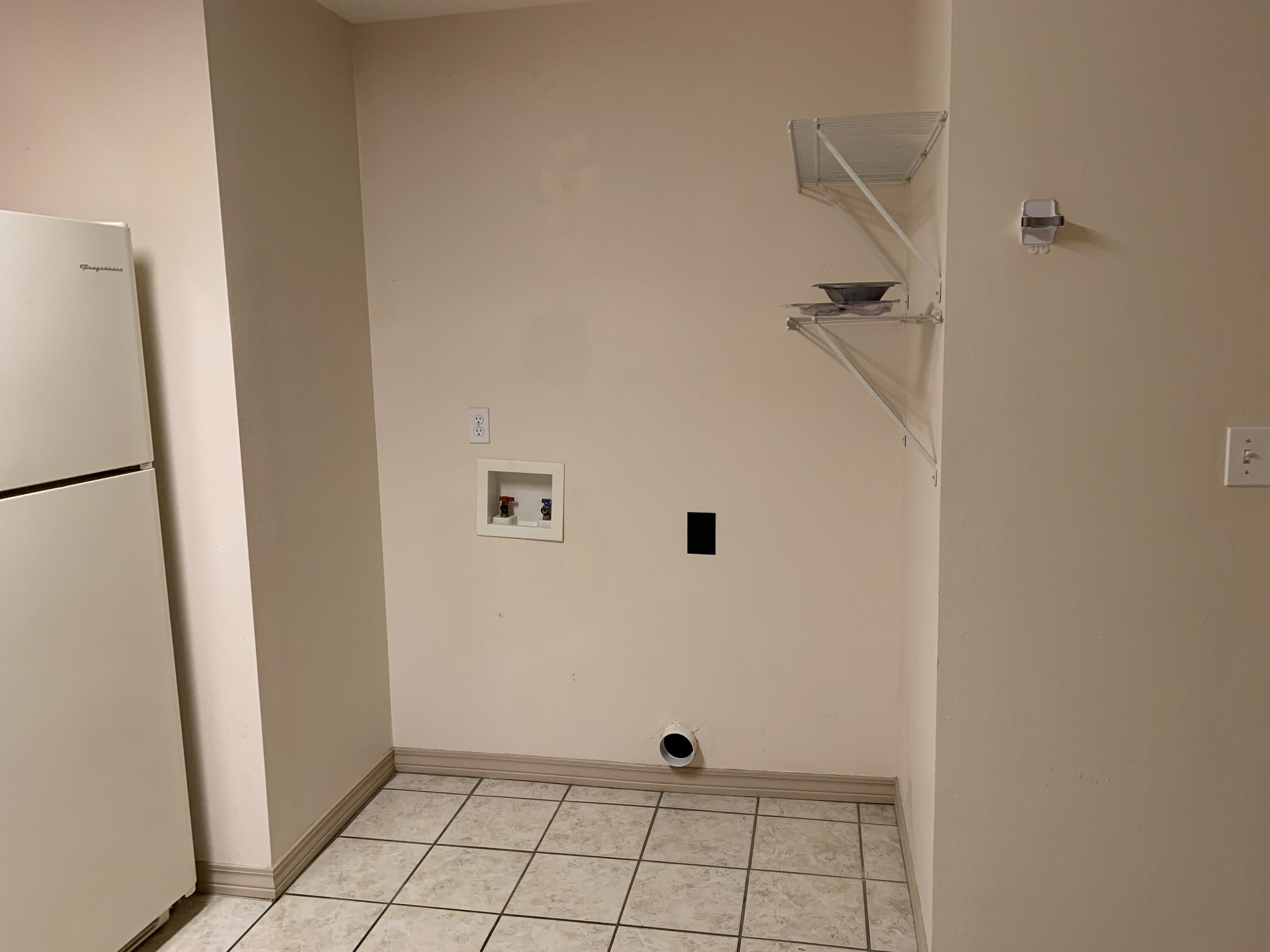 METES & BOUNDS - Residential Lease