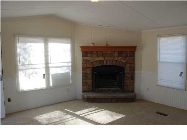 AUTUMN HEIGHTS - Residential