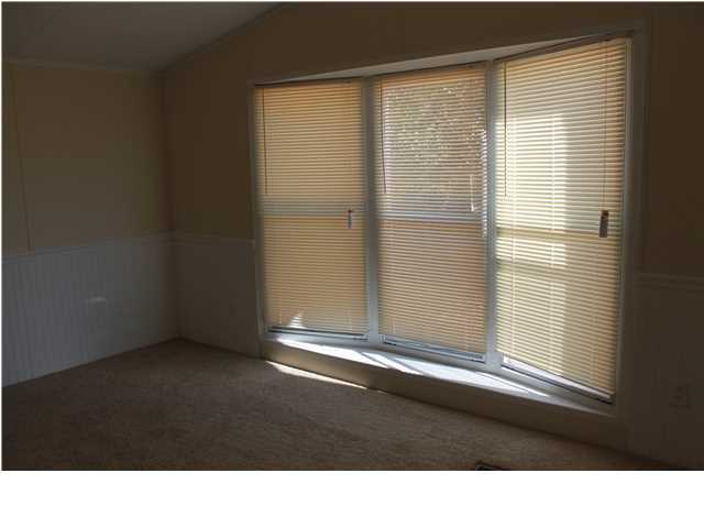 AUTUMN HEIGHTS - Residential