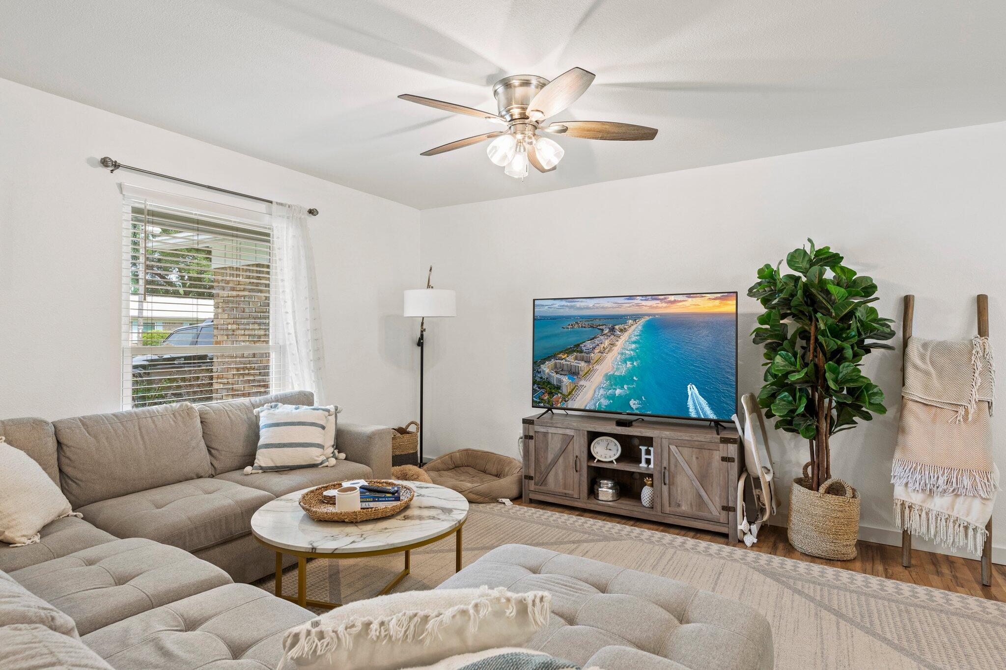 SHERWOOD FOREST - Residential Lease