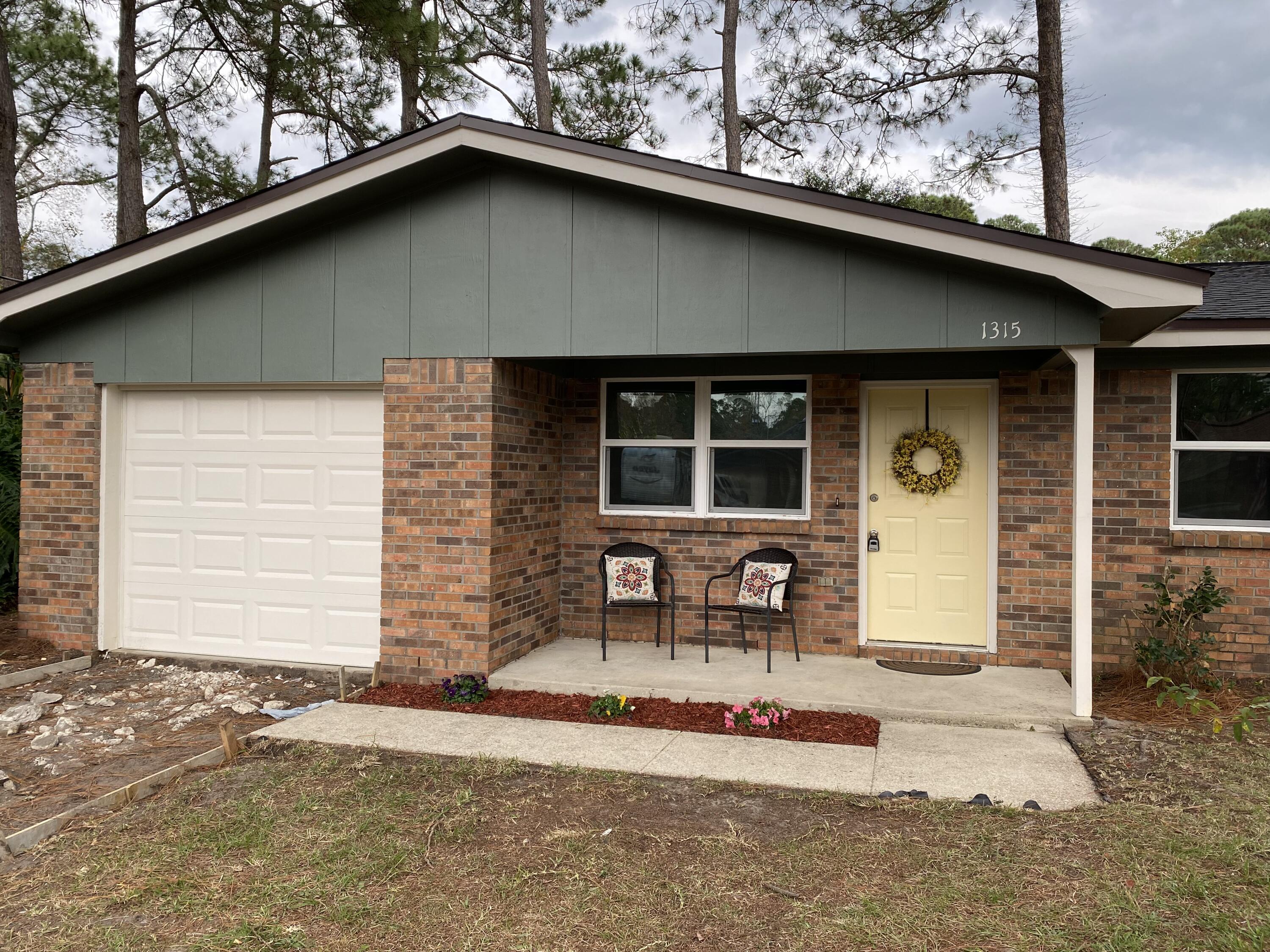 PINE MEADOWS 2ND ADDN - Residential