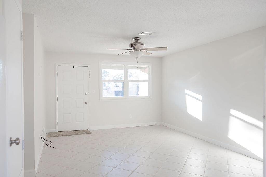 PINE MEADOWS 2ND ADDN - Residential