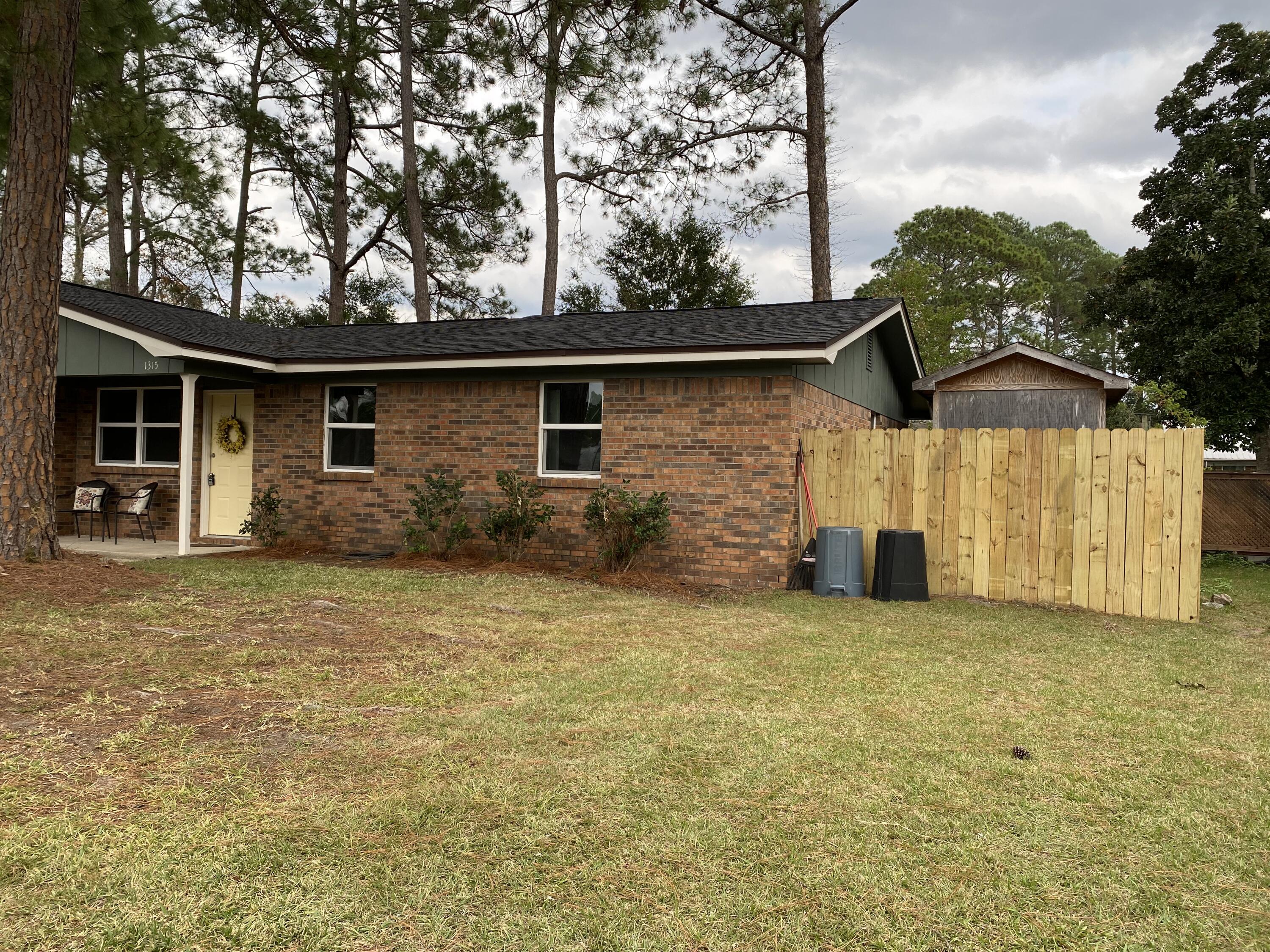 PINE MEADOWS 2ND ADDN - Residential