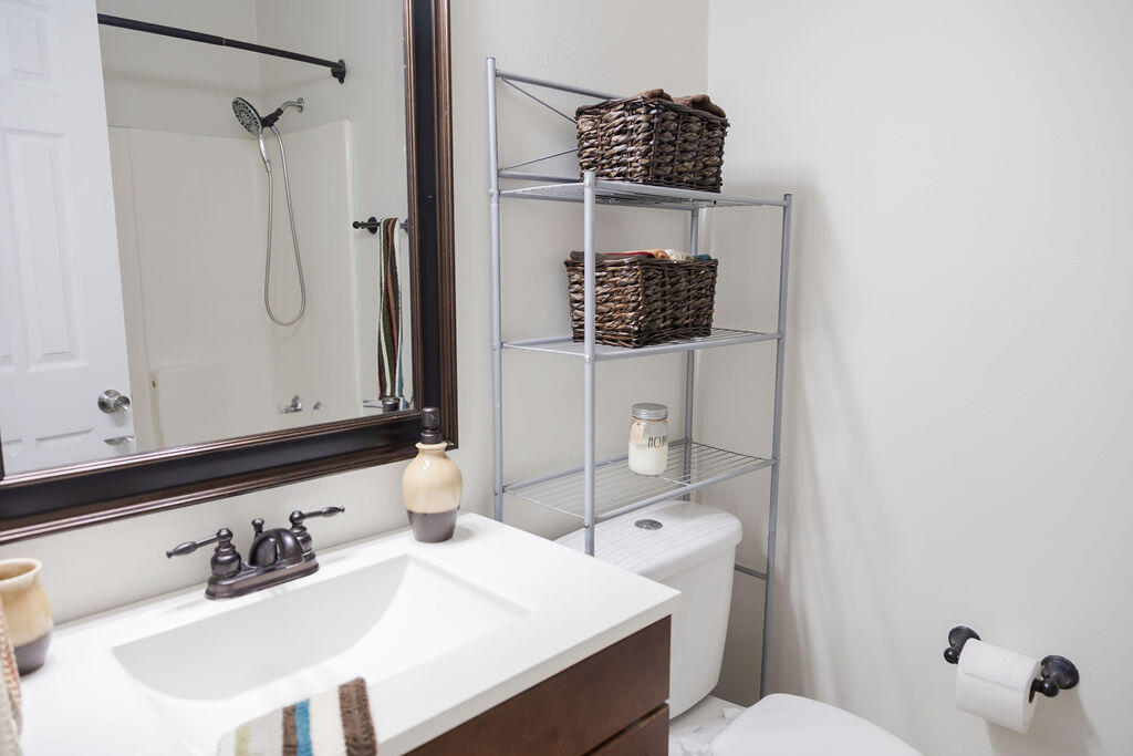 PINE MEADOWS 2ND ADDN - Residential