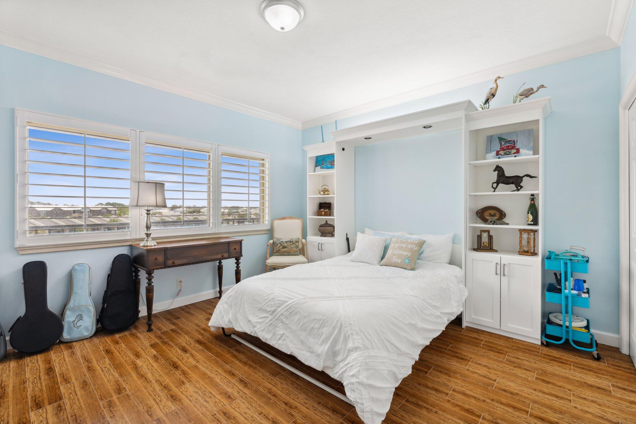 SUMMERWIND CONDOS - Residential