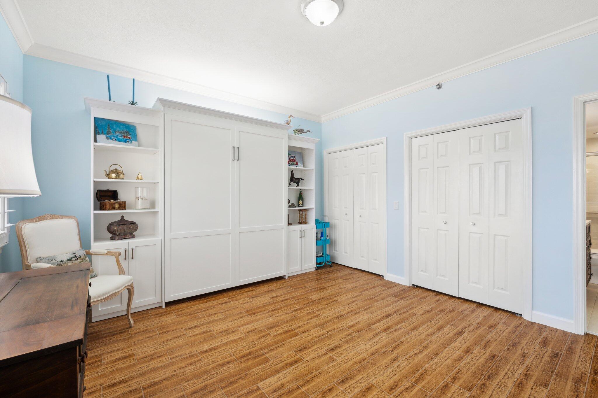 SUMMERWIND CONDOS - Residential