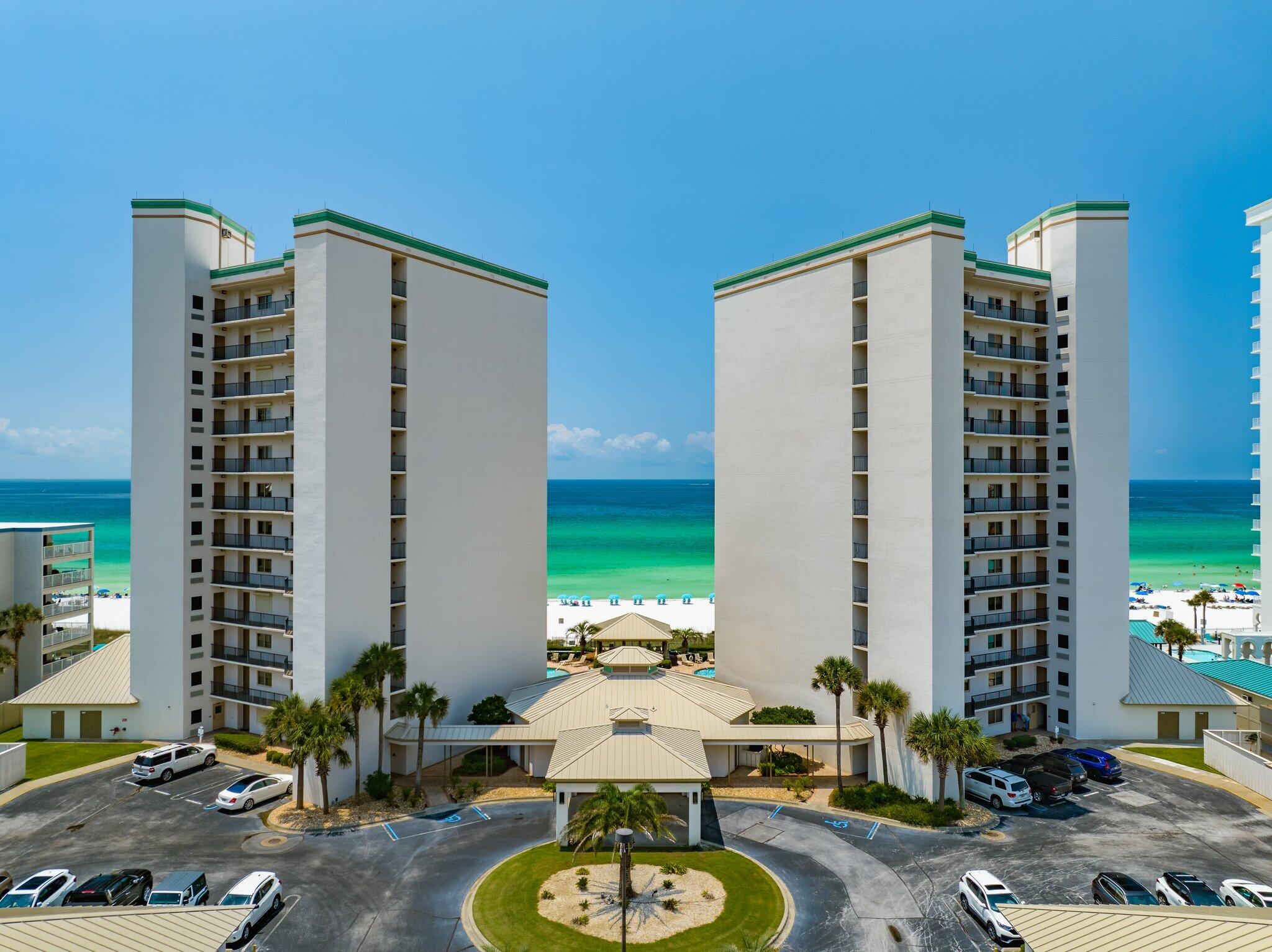 SUMMERWIND CONDOS - Residential