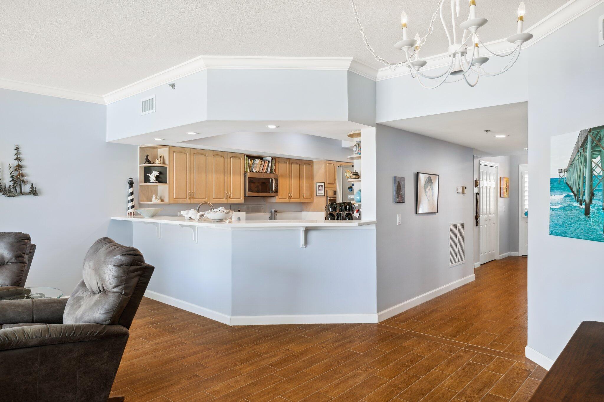 SUMMERWIND CONDOS - Residential