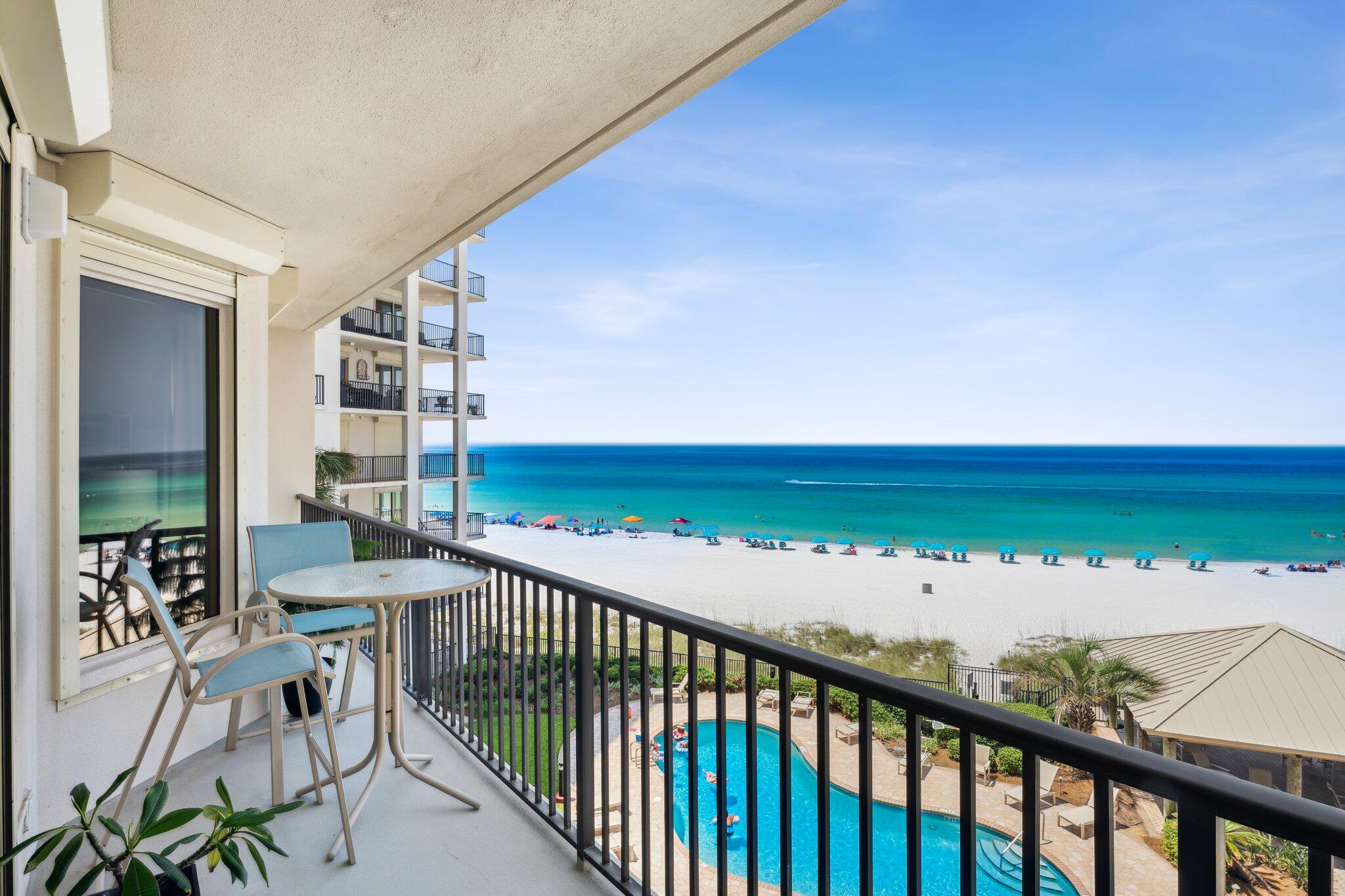 SUMMERWIND CONDOS - Residential