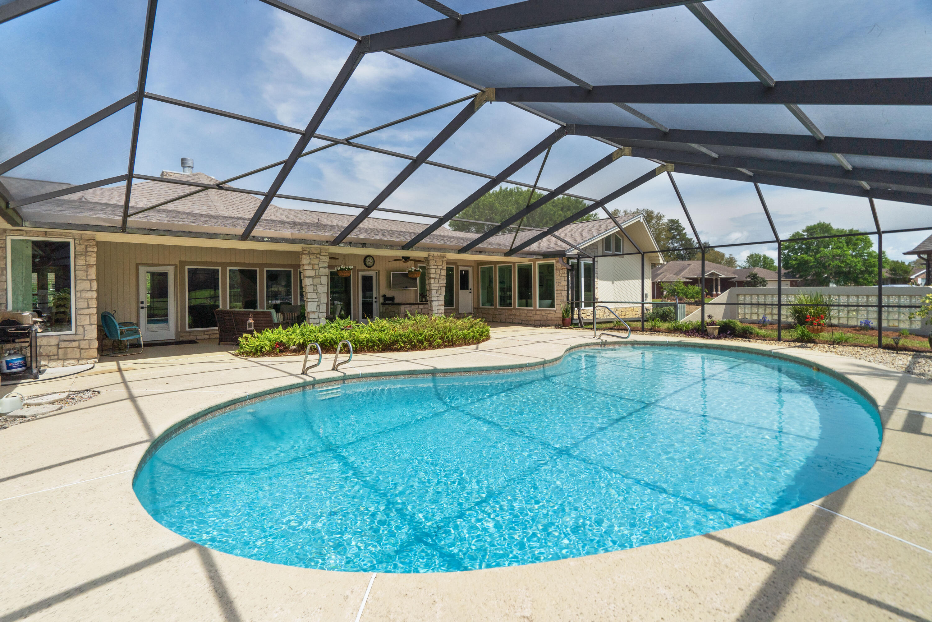 HIDDEN CREEK AT HOLLEY BY THE SEA - Residential