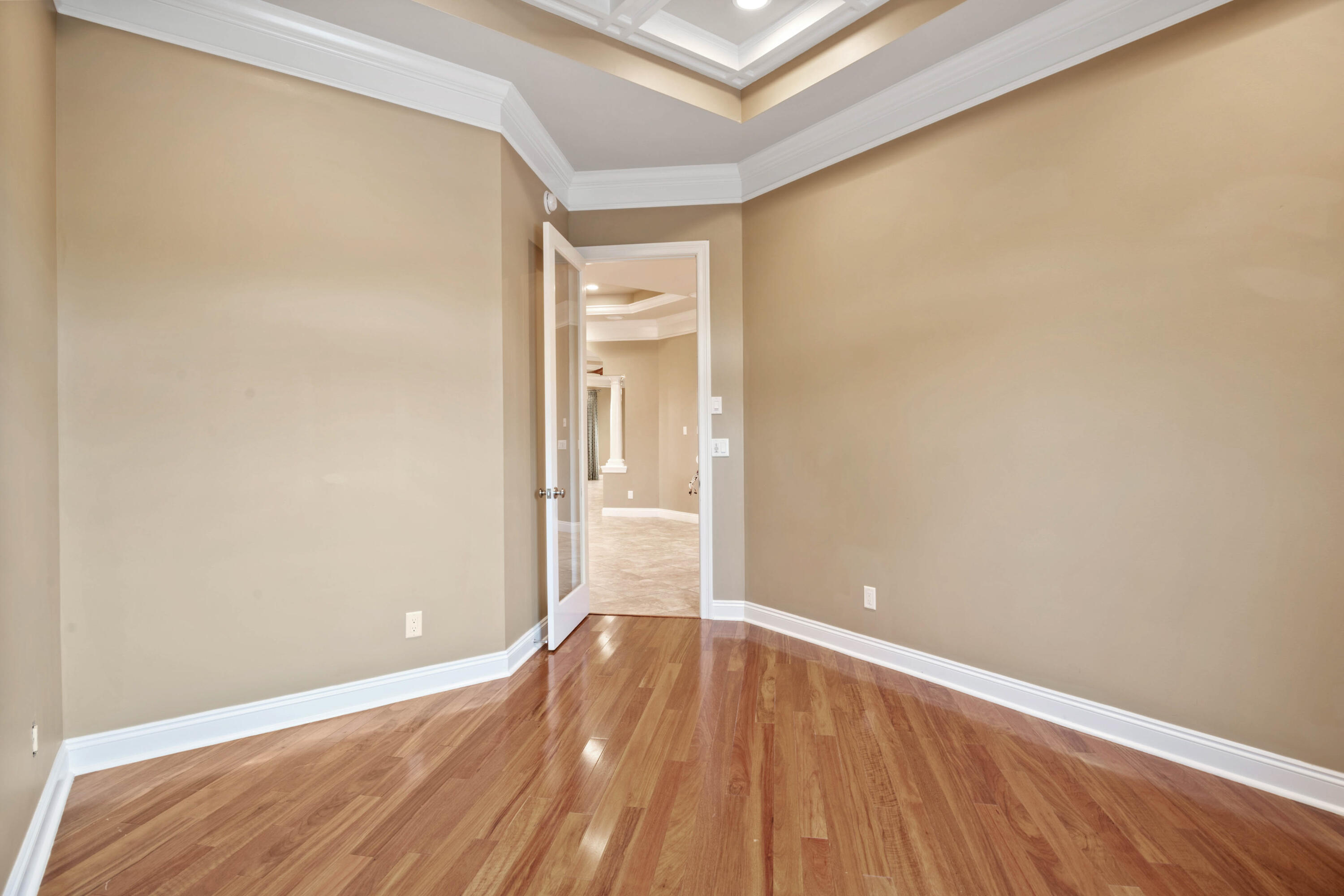 Eisenhower Circle - Residential