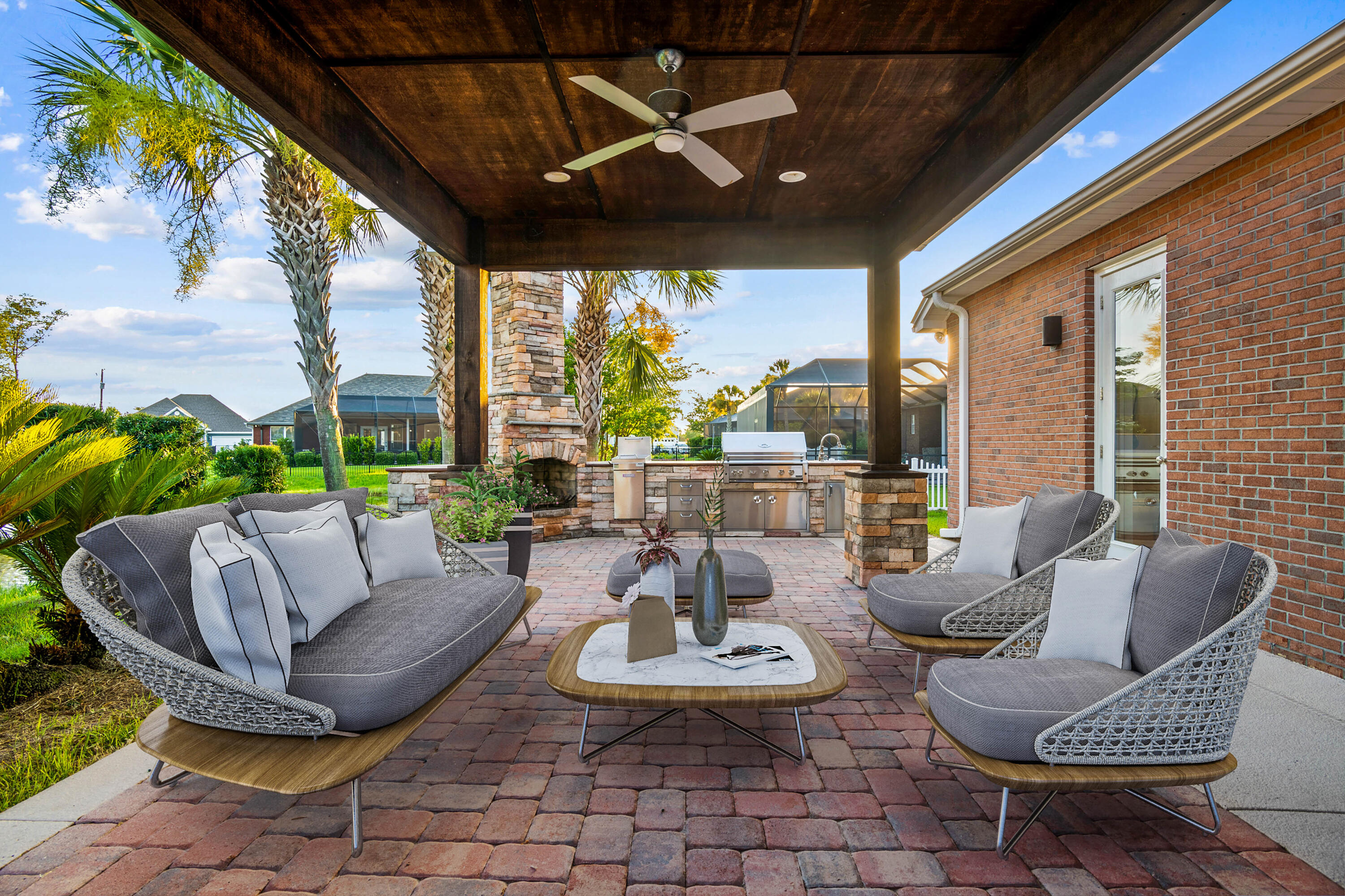 Eisenhower Circle - Residential