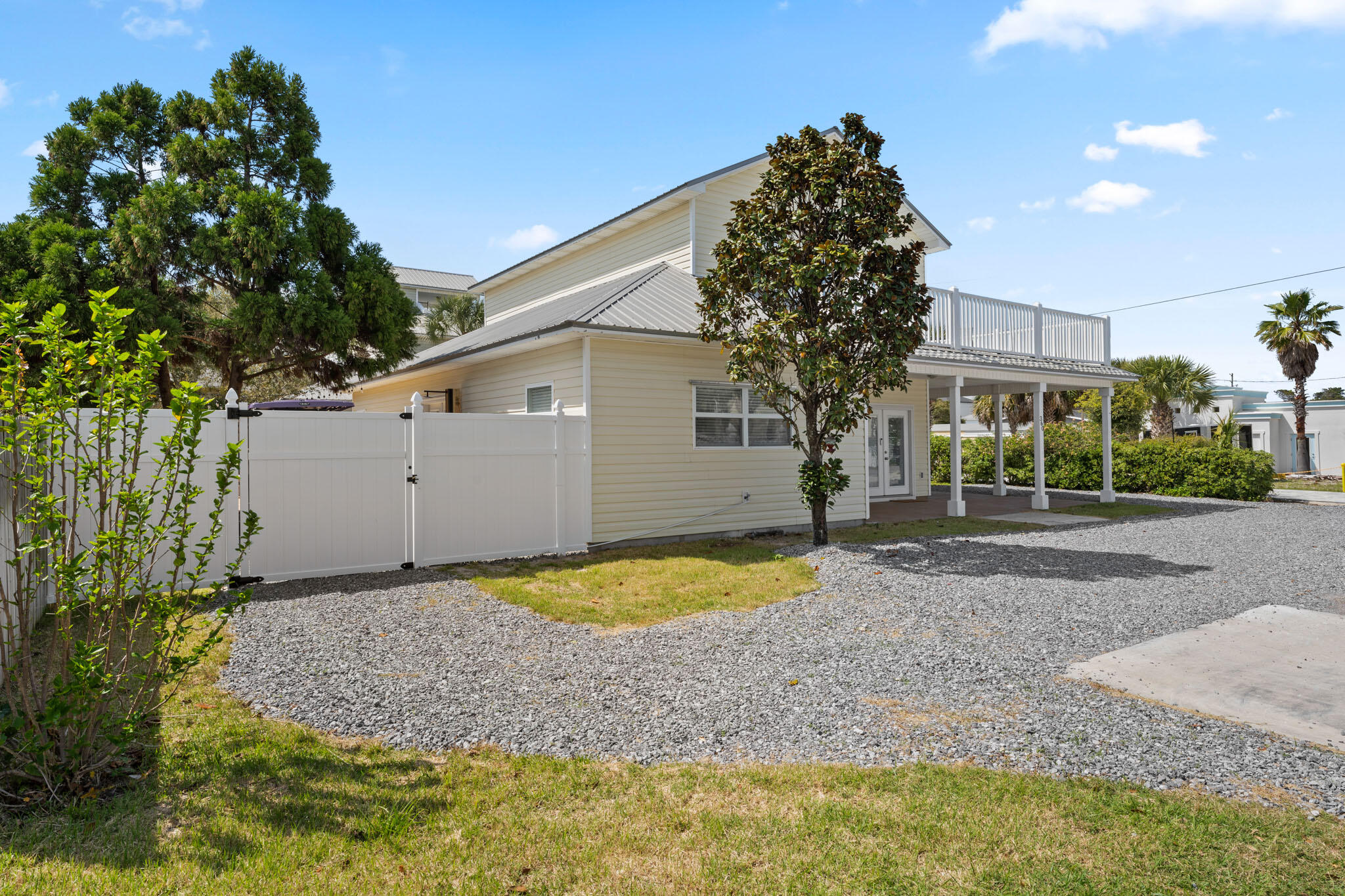 NO RECORDED SUBDIVISION - Residential