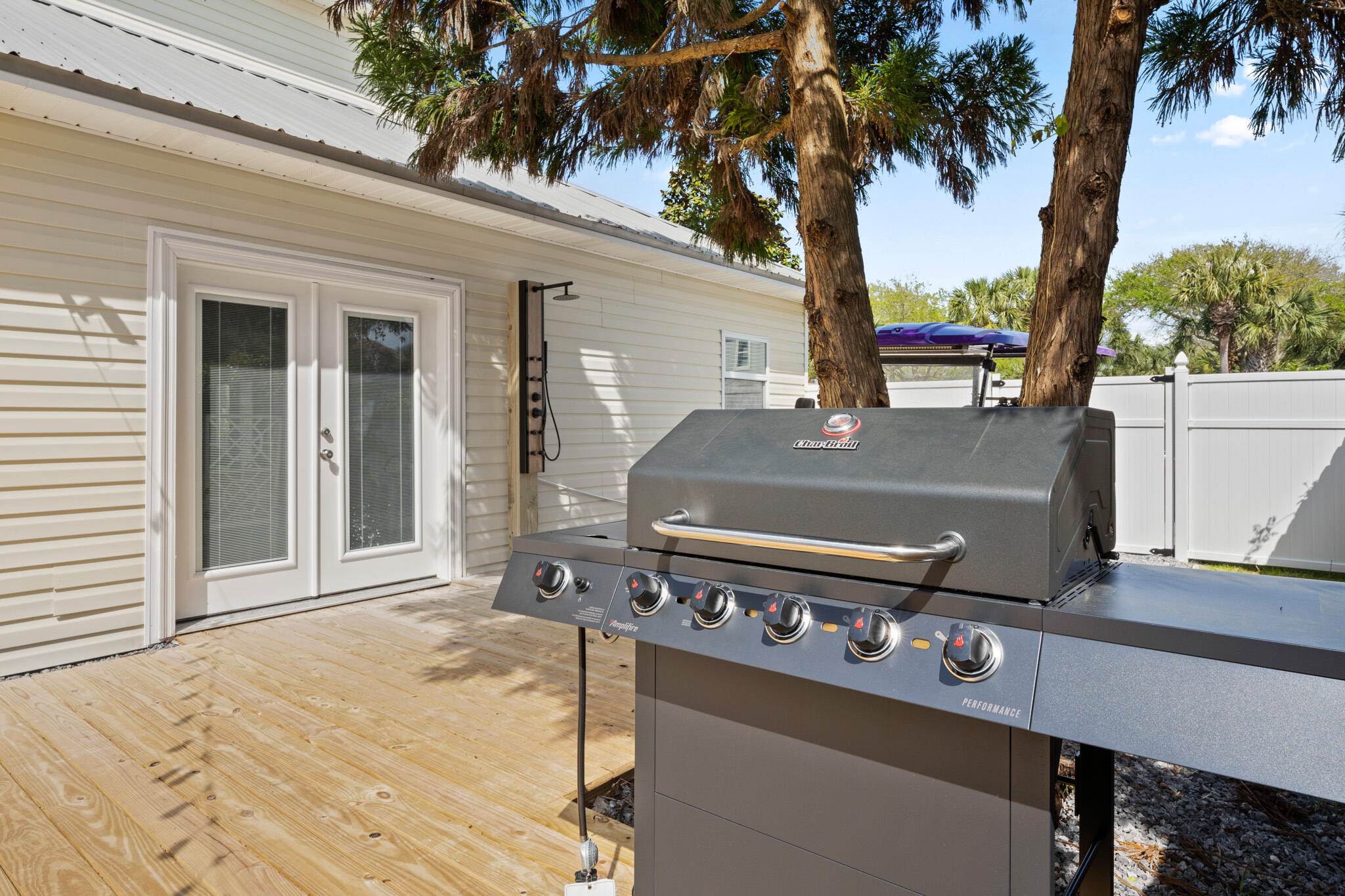 NO RECORDED SUBDIVISION - Residential