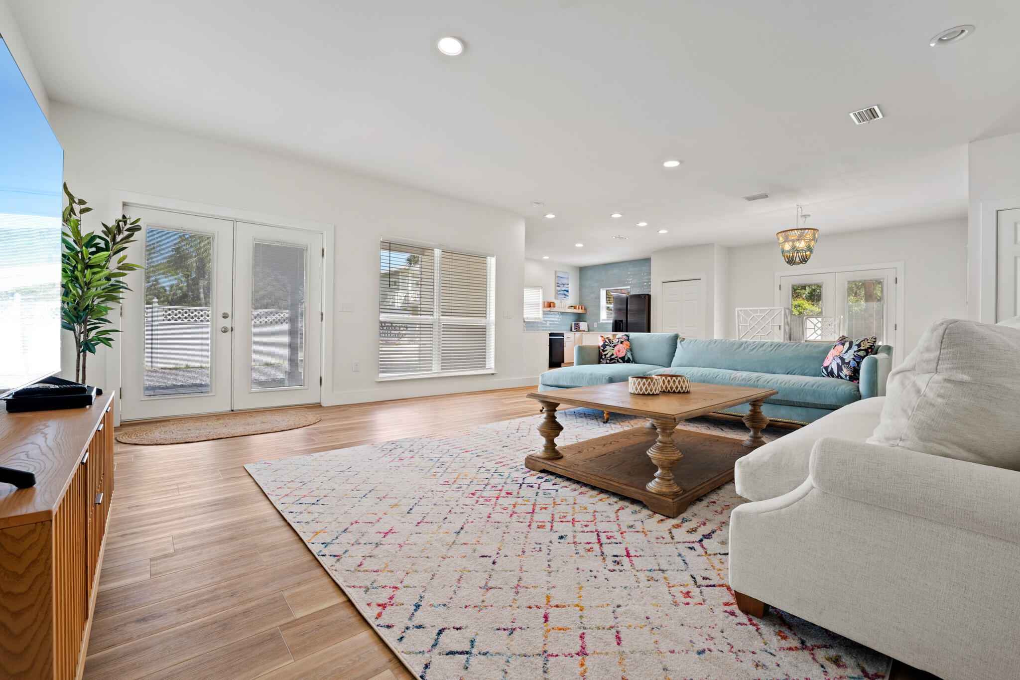 NO RECORDED SUBDIVISION - Residential