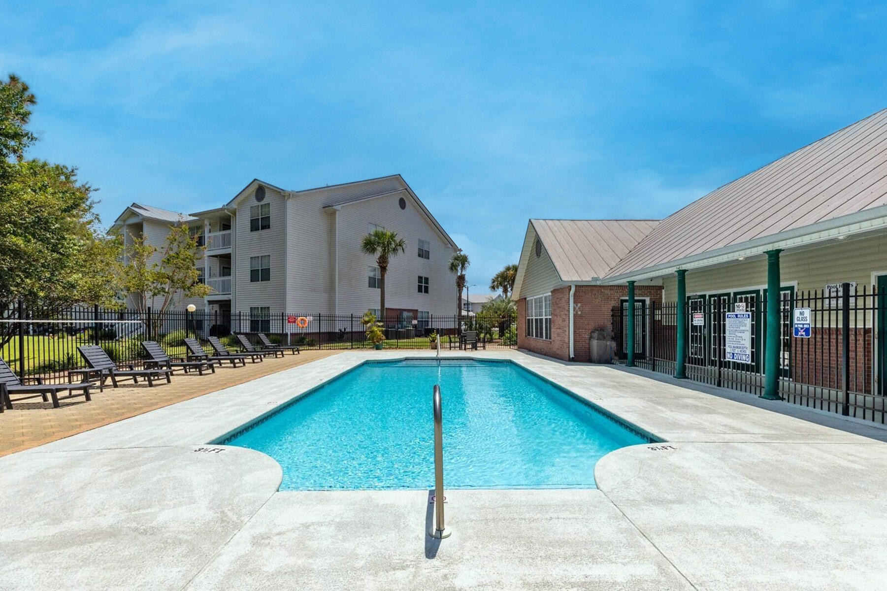 INDIAN LAKE - Residential