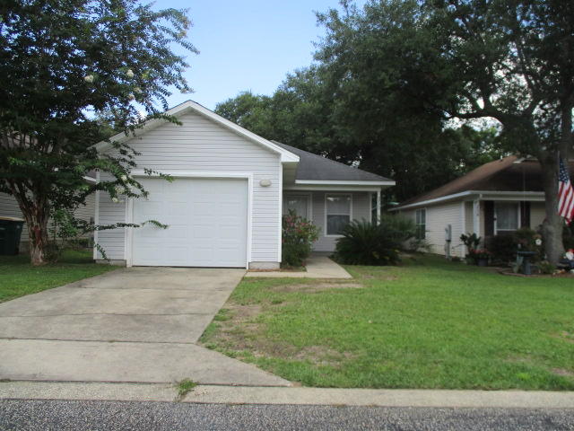 Great Location- conveniently located off 399, convenient to area schools as well as the beaches. Newer lvp in the living areas and carpet in the bedrooms.T here is a community pool that you have access to as well as pickle  ball courts.[pool passes are issued once the tenant signs and acknowledges pool rules that are issued thru the association]. Association cuts the front yard, and back yard is responsibility of the tenant.