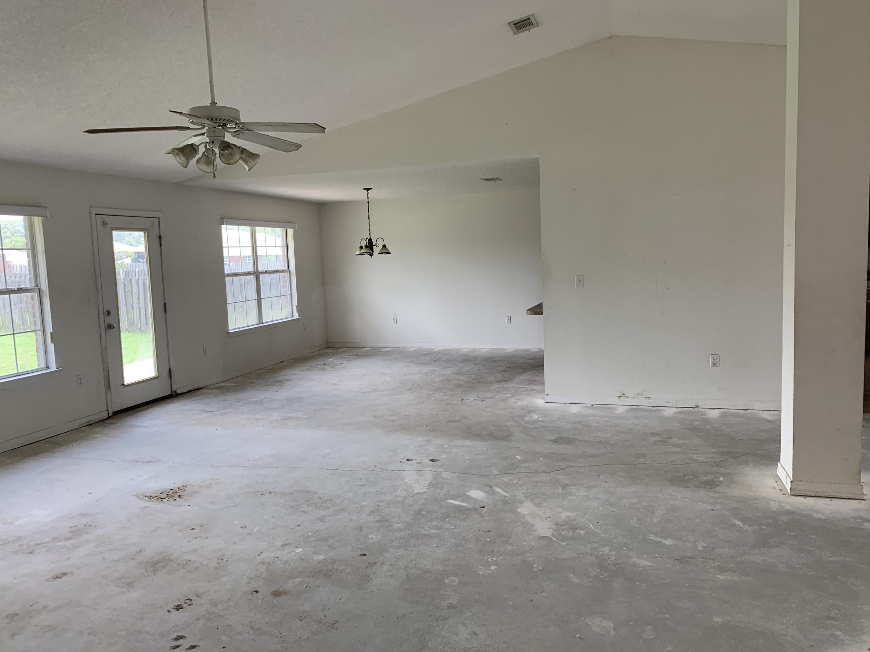 LEE FARMS PH I - Residential