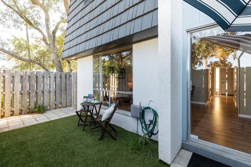 CASA DEL MAR - Residential