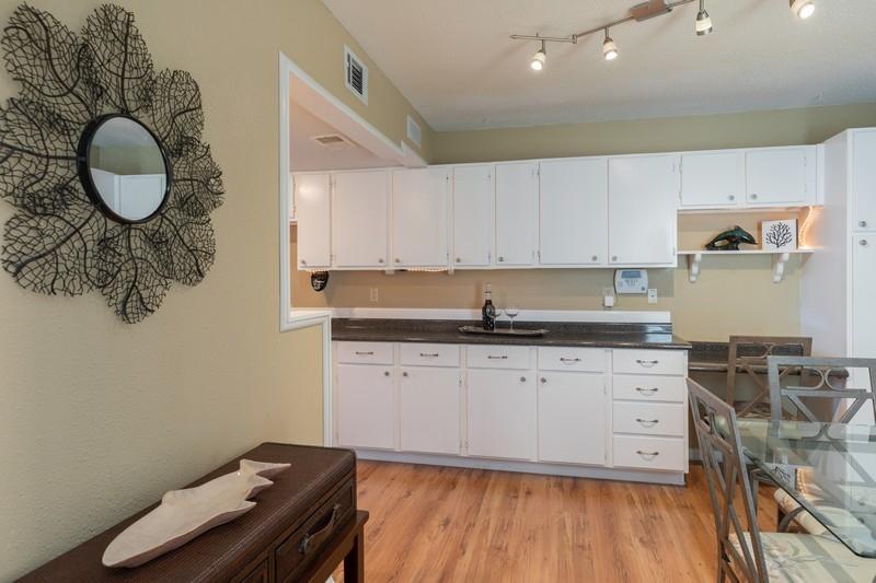 CASA DEL MAR - Residential