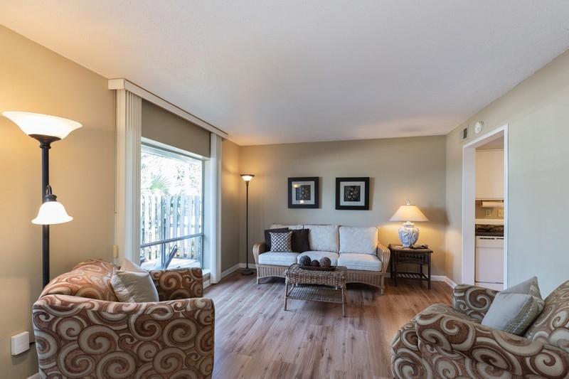 CASA DEL MAR - Residential