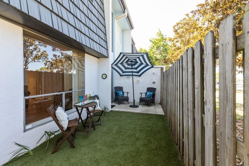 CASA DEL MAR - Residential