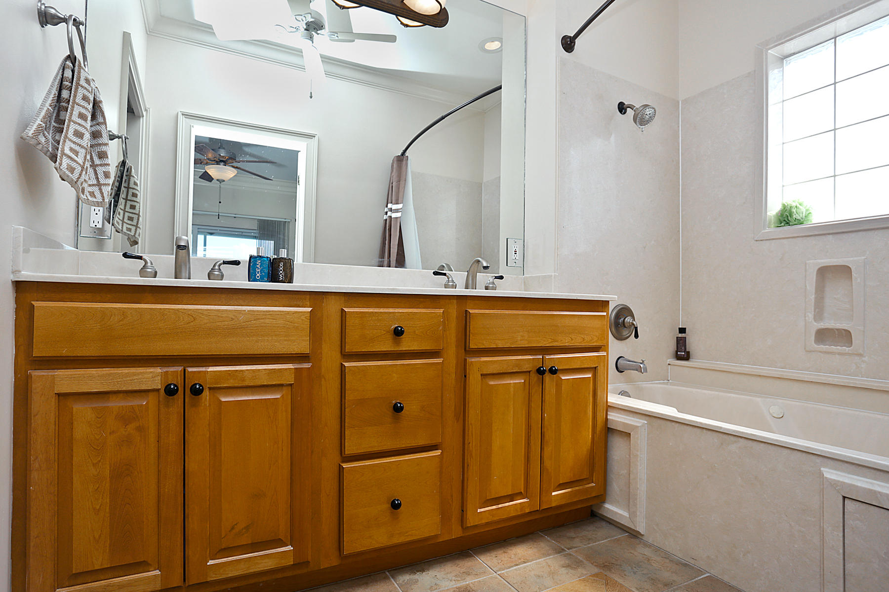 CALUSA BAY S/D - Residential