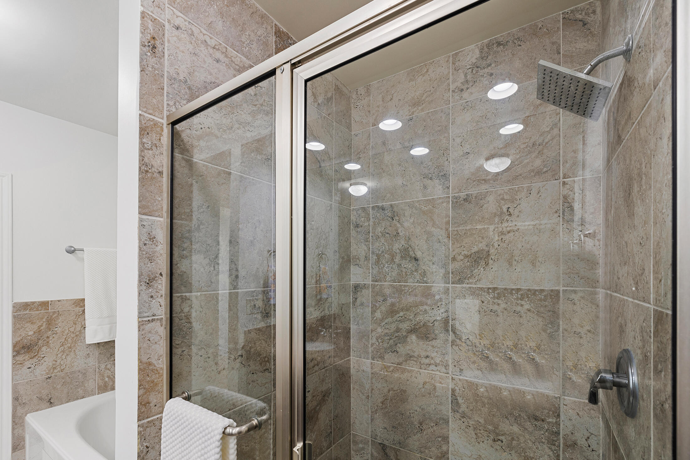 ISLAND RESERVE - Residential