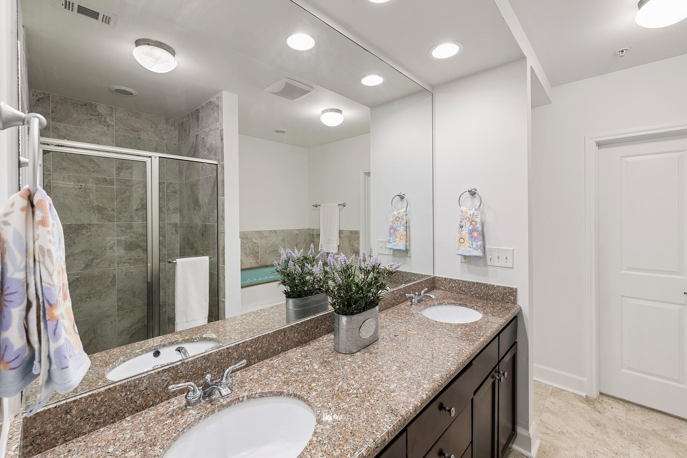 ISLAND RESERVE - Residential