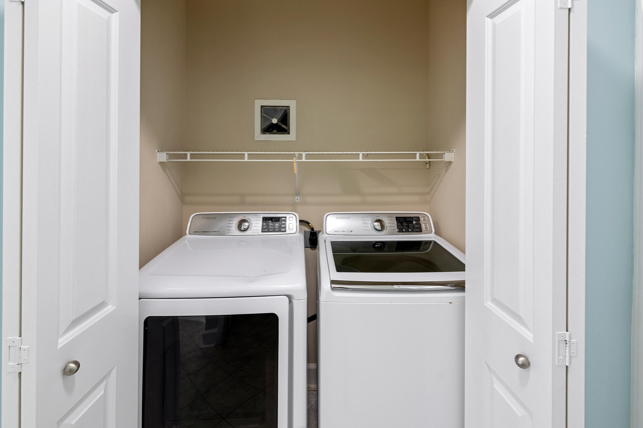 ISLAND RESERVE - Residential