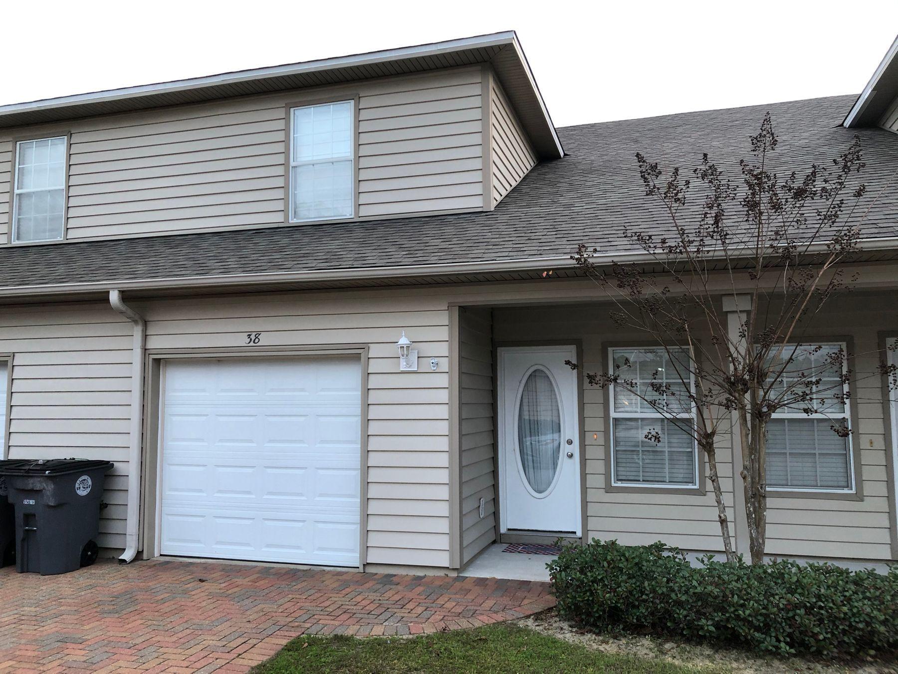 CARONDOLET T/H - Residential