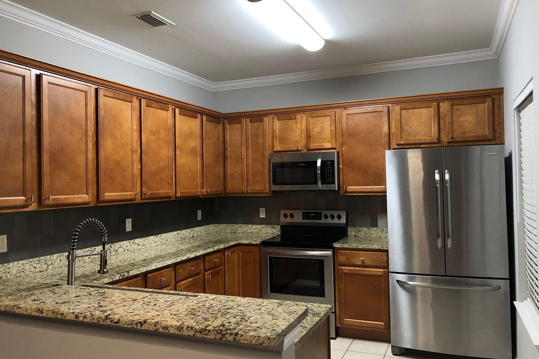 CARONDOLET T/H - Residential