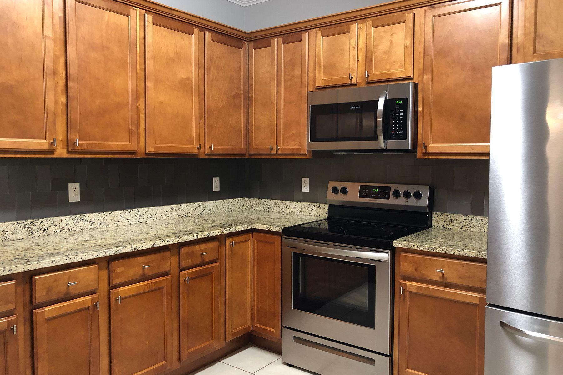 CARONDOLET T/H - Residential