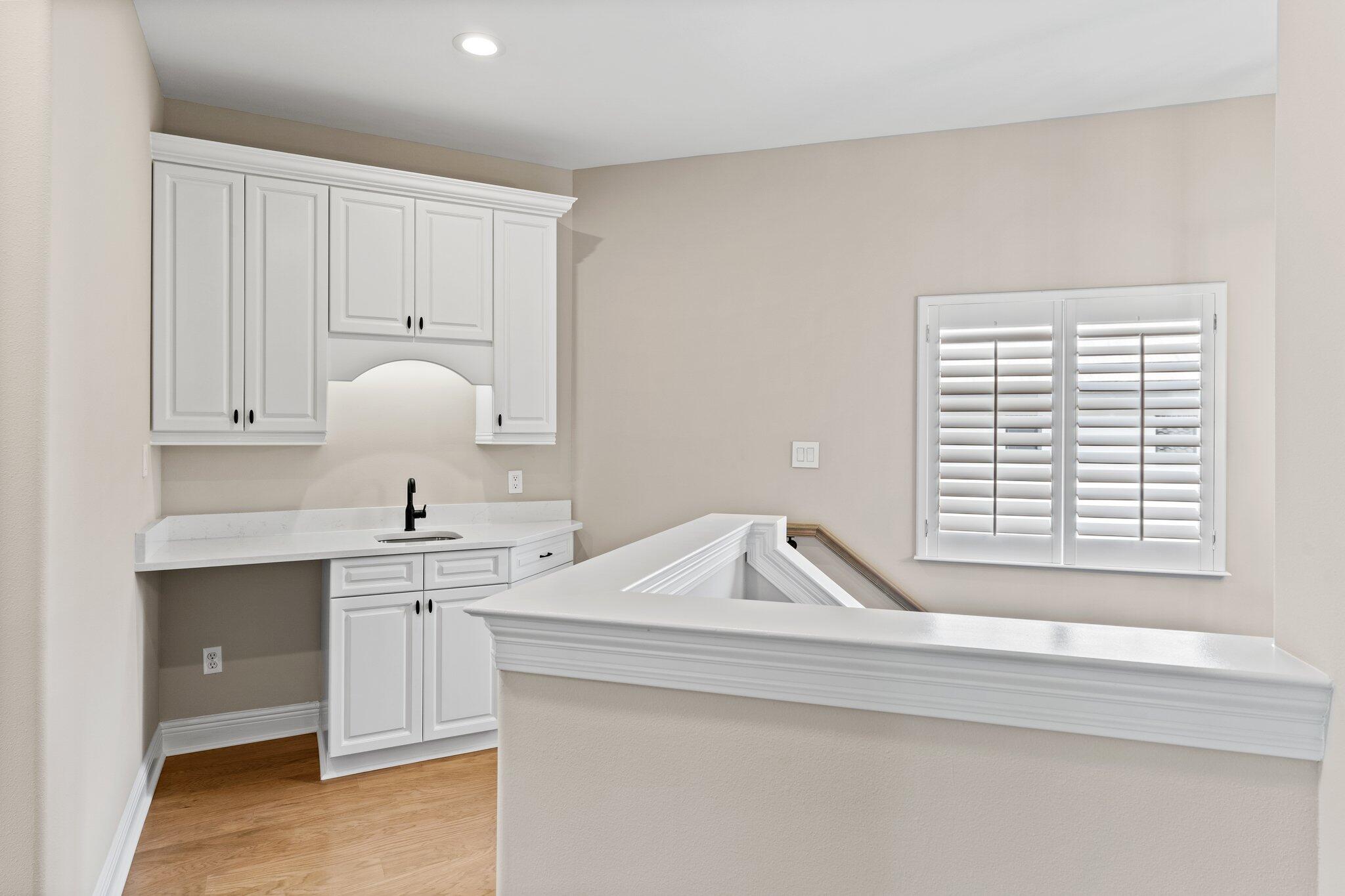 BURNT PINE - Residential