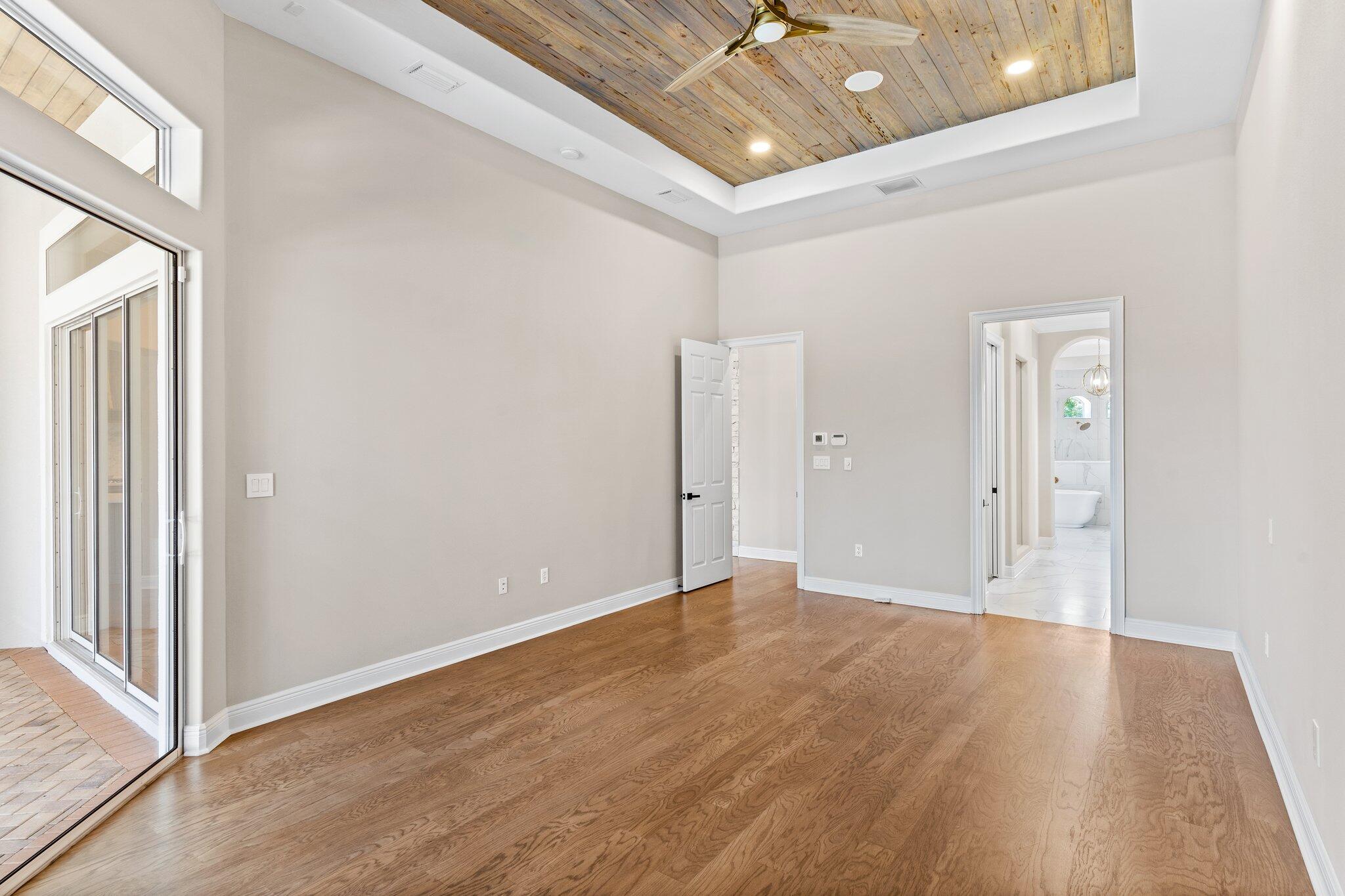 BURNT PINE - Residential