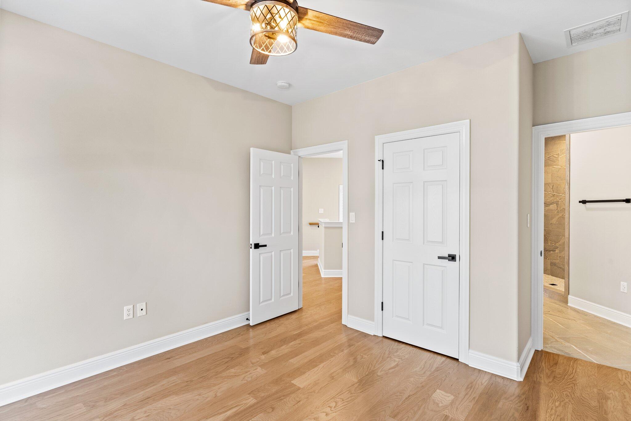 BURNT PINE - Residential