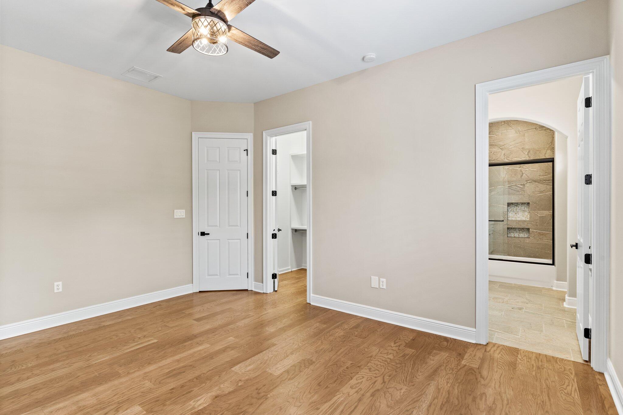 BURNT PINE - Residential