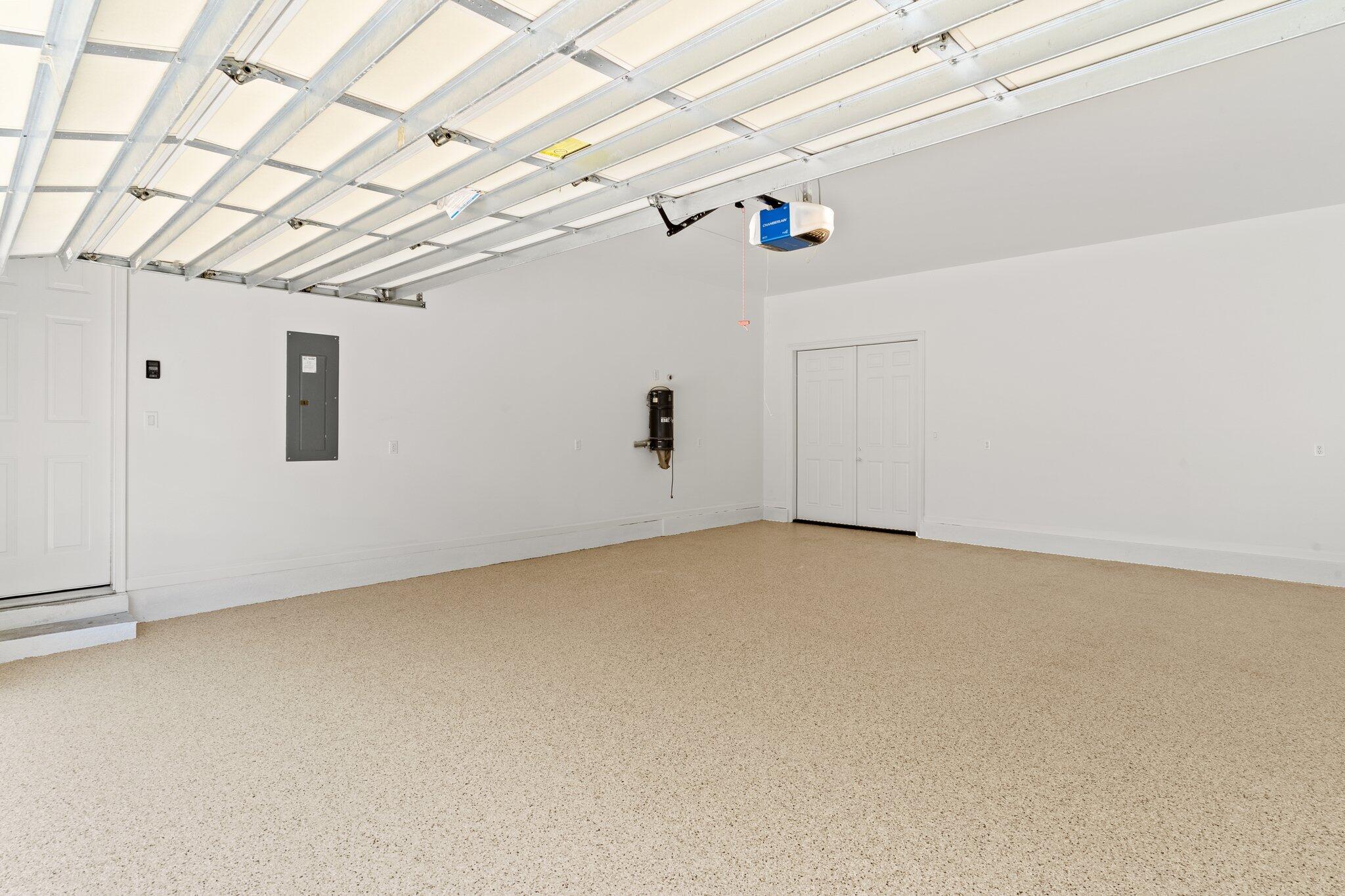 BURNT PINE - Residential