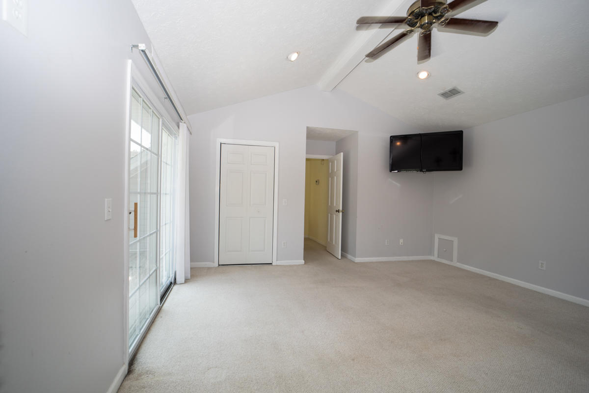 COLONY CLUB HARBOUR PH 1 - Residential