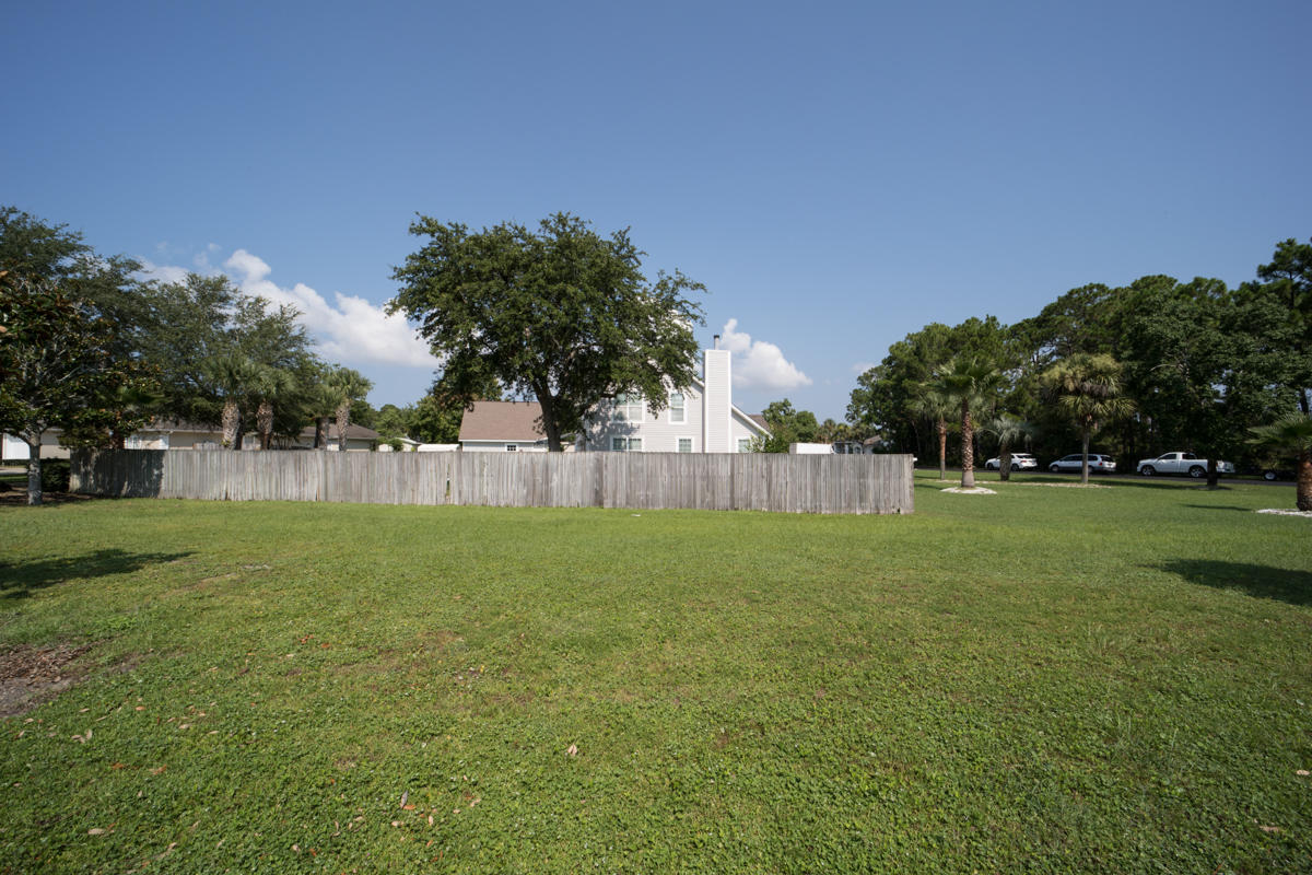 COLONY CLUB HARBOUR PH 1 - Residential