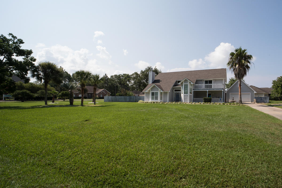 COLONY CLUB HARBOUR PH 1 - Residential
