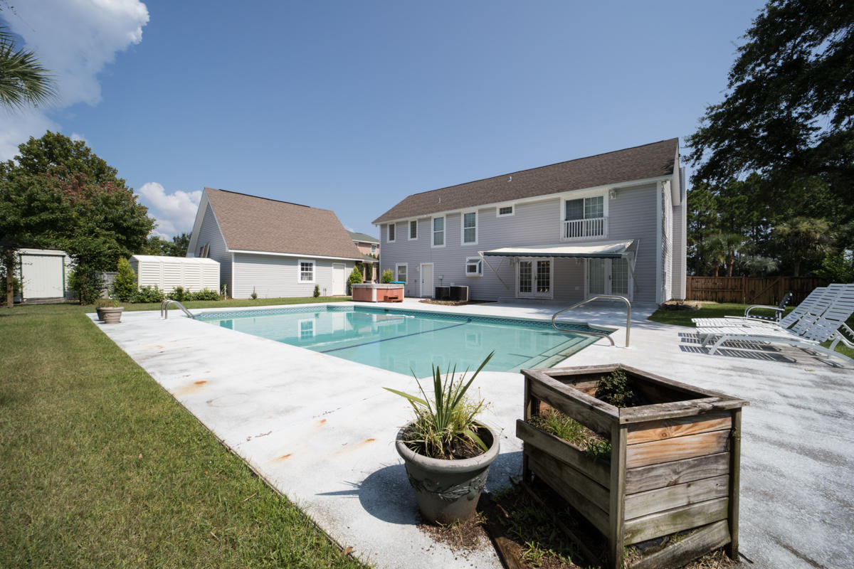 COLONY CLUB HARBOUR PH 1 - Residential