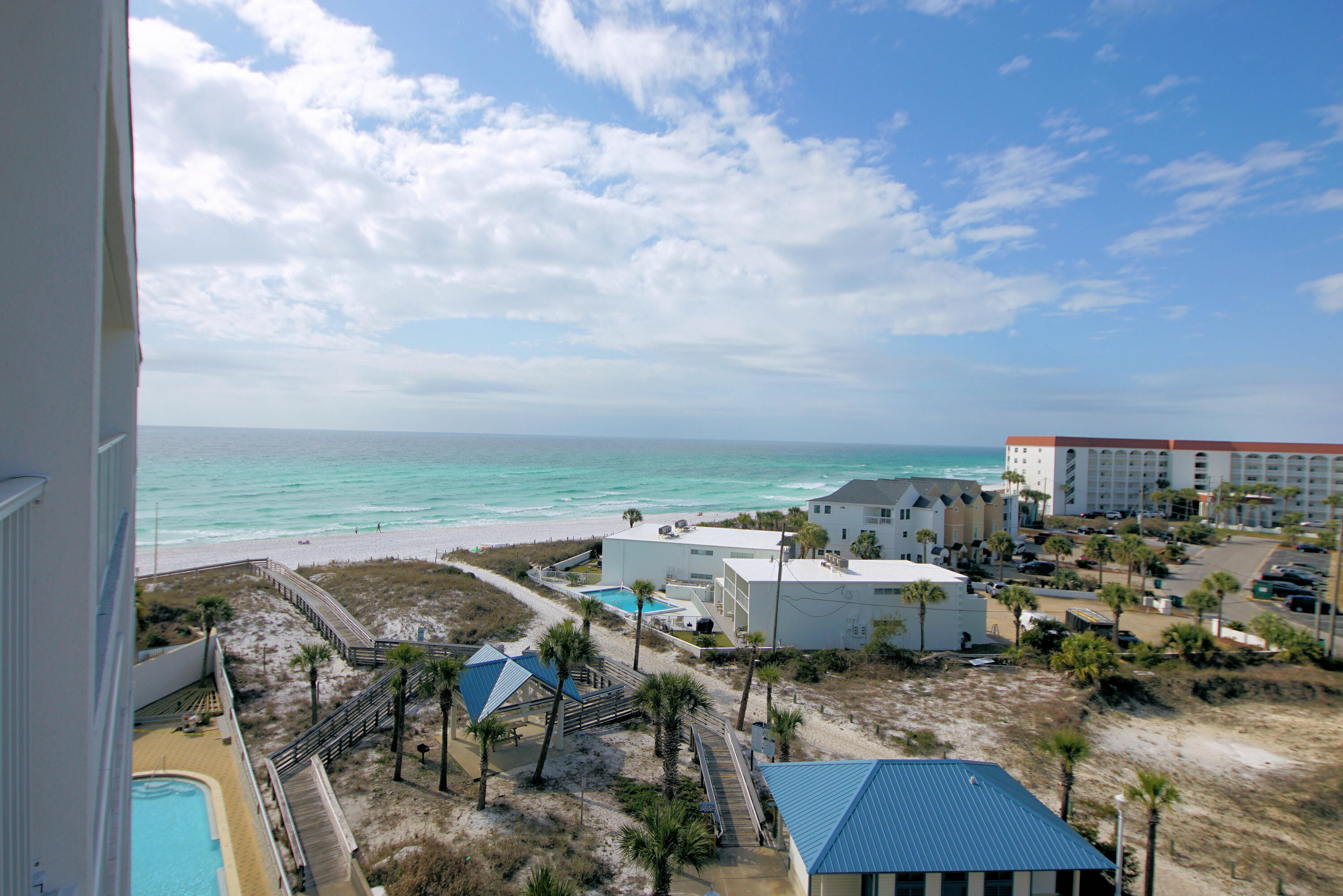 SEACREST CONDOMINIUMS - Residential