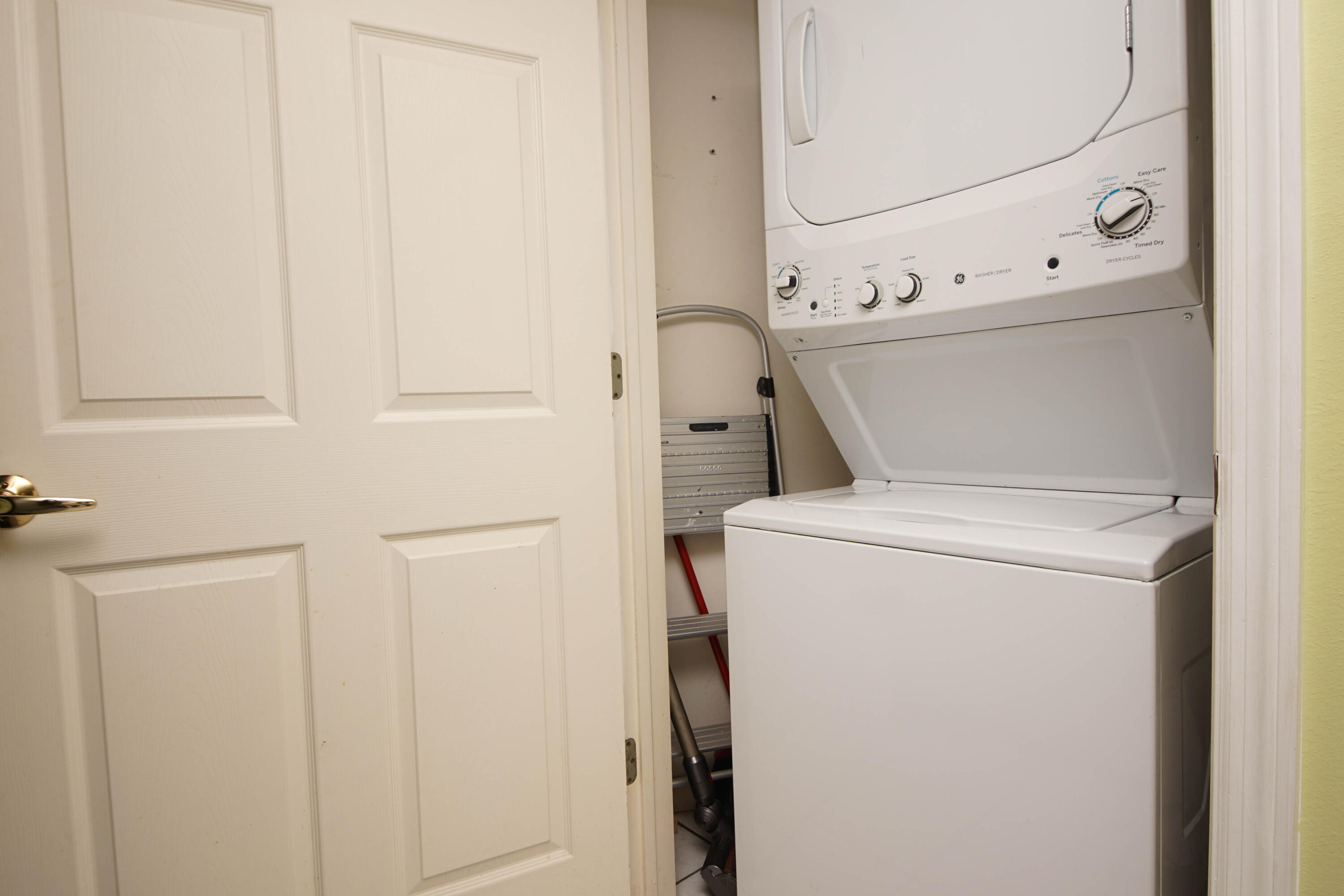 SEACREST CONDOMINIUMS - Residential