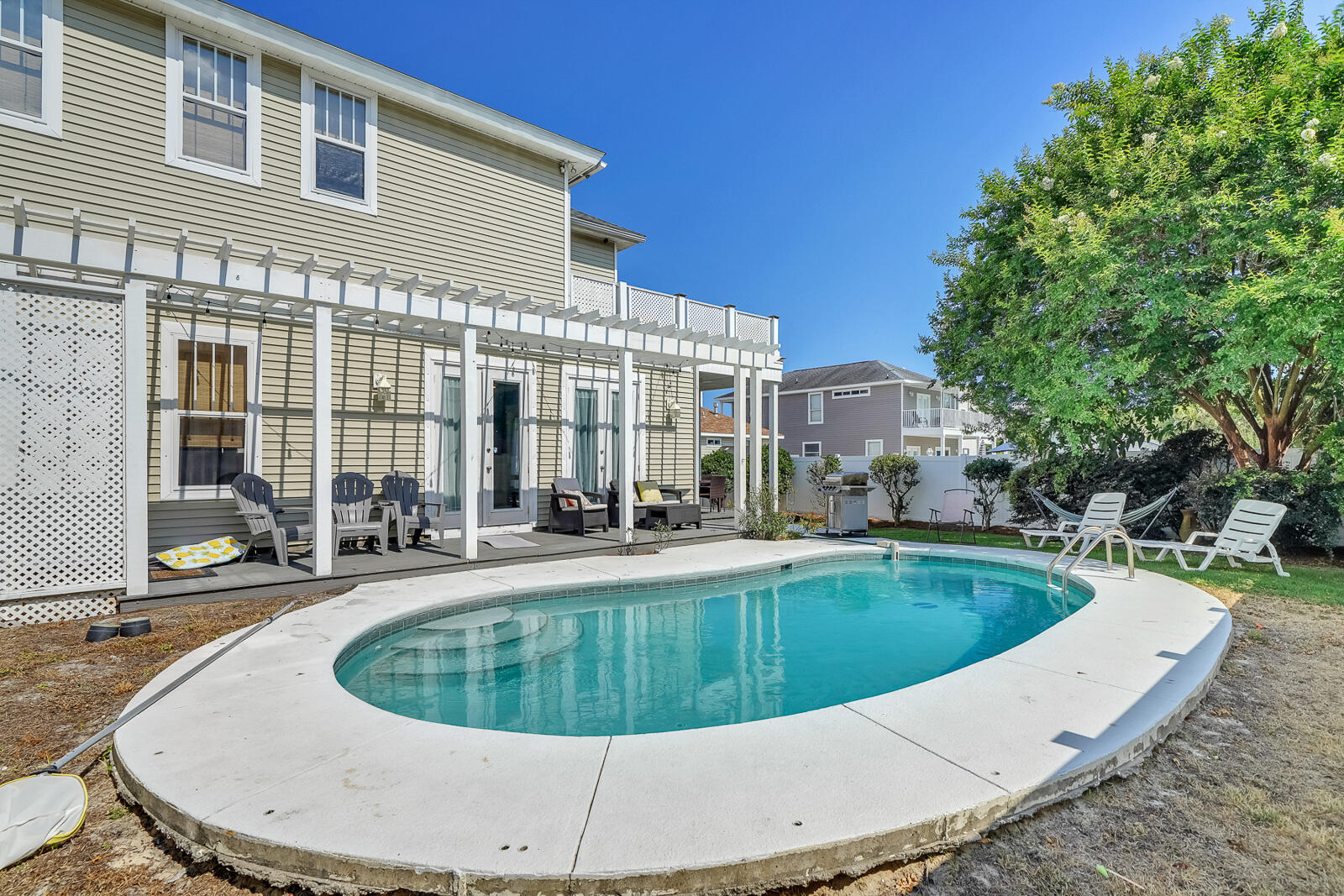 CRYSTAL BEACH - Residential